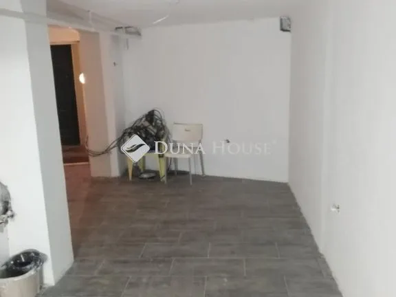Eladó lakás Budapest III. kerület 32 nm