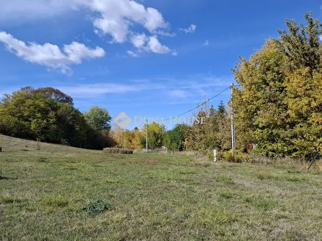 Eladó telek Gyúró 9998 nm