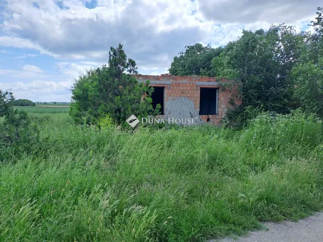 Eladó ház Tápiószele 53 nm