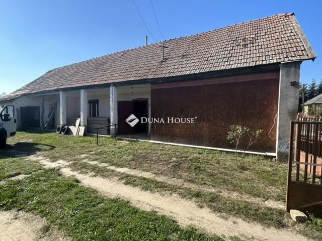 Eladó ház Vasad 70 nm