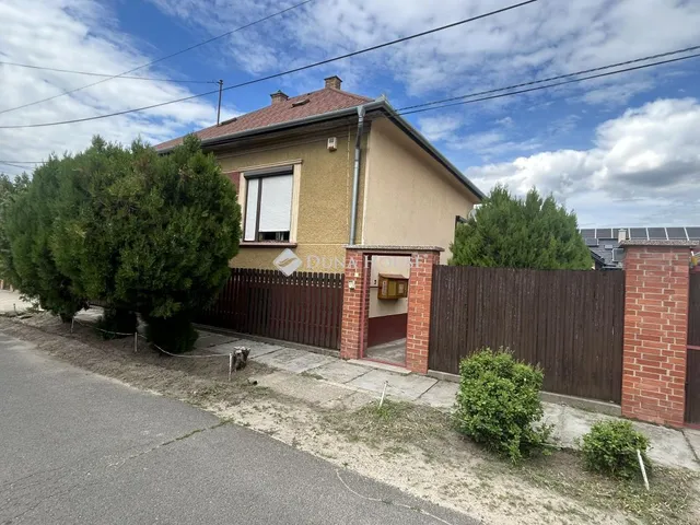 Eladó ház Cegléd 85 nm
