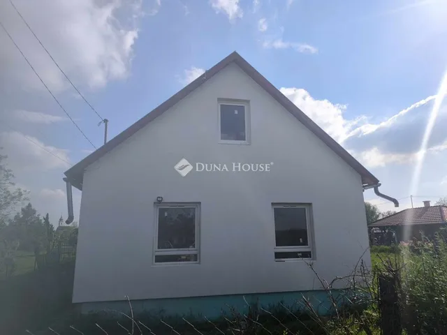 Eladó ház Szentmártonkáta 81 nm