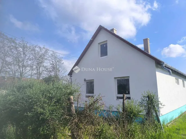 Eladó ház Szentmártonkáta 81 nm