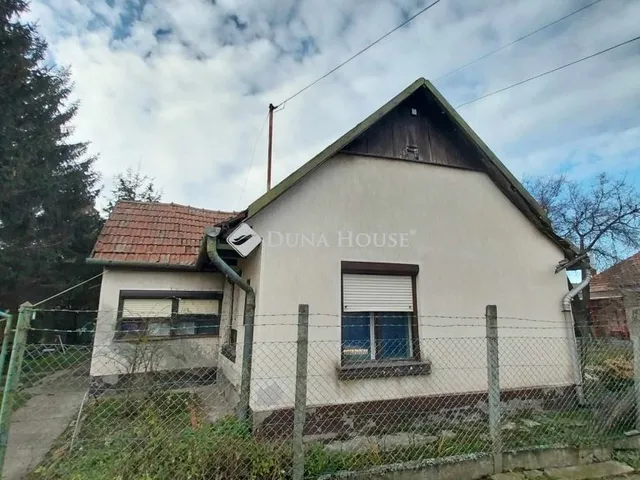 Eladó ház Abony 54 nm