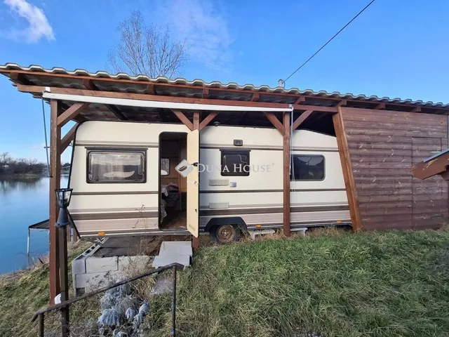 Eladó telek Cegléd 49 nm