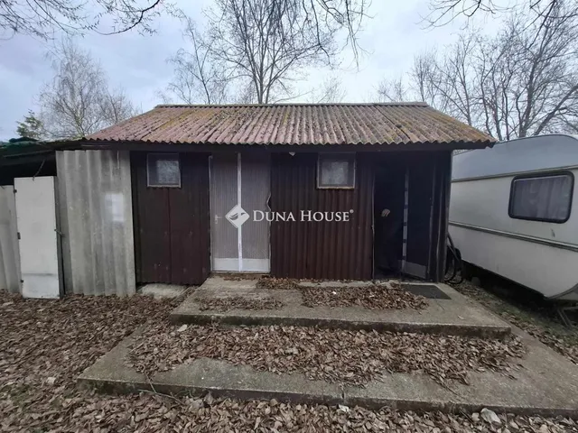 Eladó telek Tápiószentmárton 575 nm