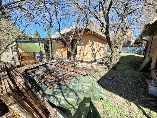 Eladó üdülő és hétvégi ház Tápiószentmárton 41 nm