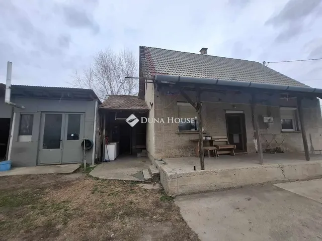 Eladó ház Farmos 57 nm