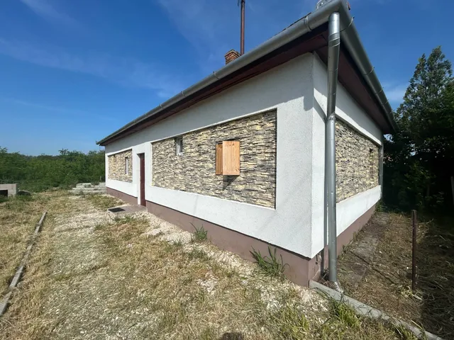 Eladó ház Abony 57 nm