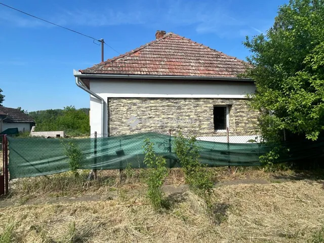 Eladó ház Abony 57 nm