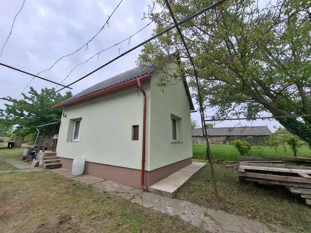 Eladó ház Sülysáp 45 nm