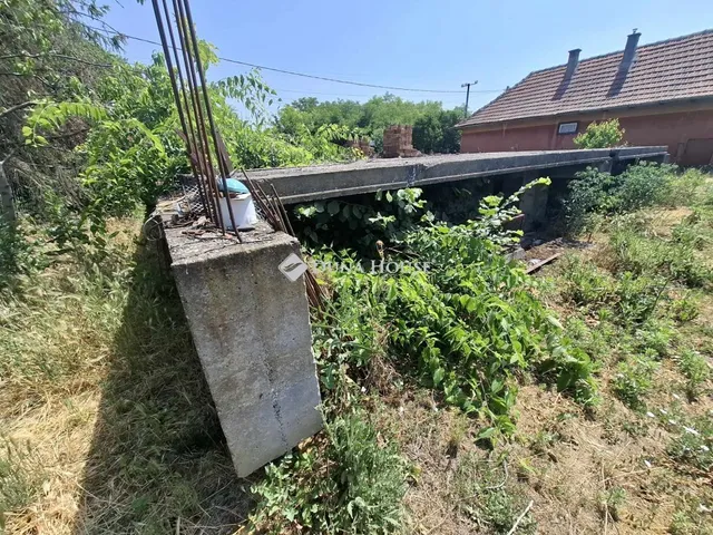 Eladó telek Tápiószele 1058 nm