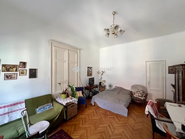 Eladó lakás Budapest VII. kerület, Rákóczi út 82 nm