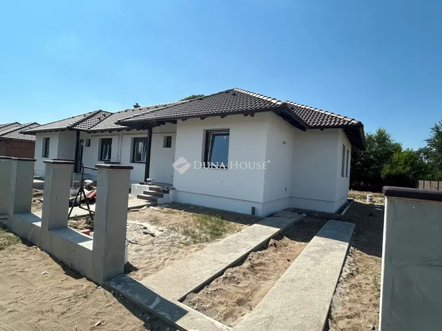 Eladó ház Albertirsa 70 nm