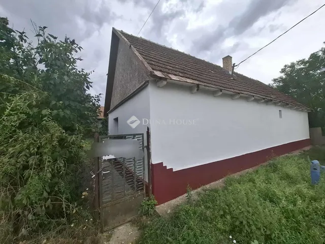 Eladó ház Pánd 43 nm