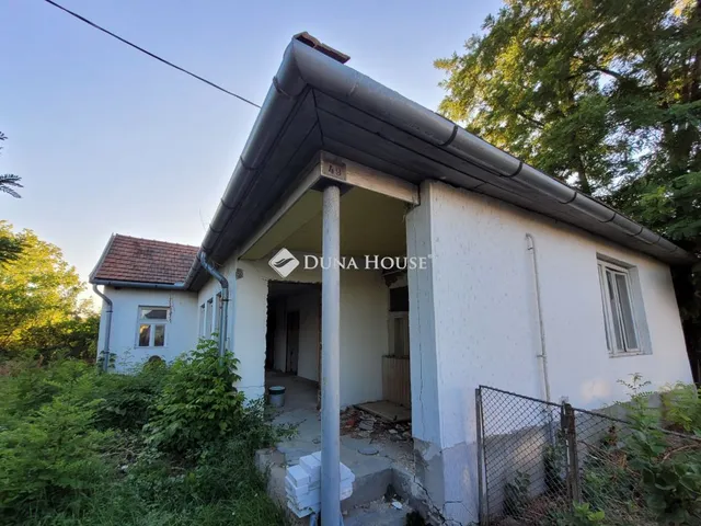 Eladó ház Vécs, Kossuth Lajos út 95 nm