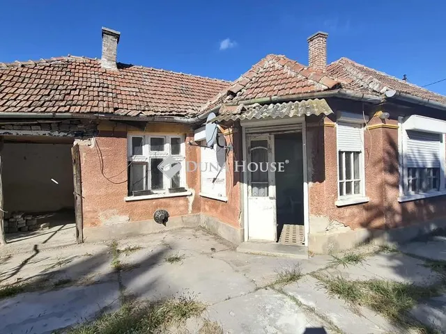 Eladó ház Tápiószele 68 nm