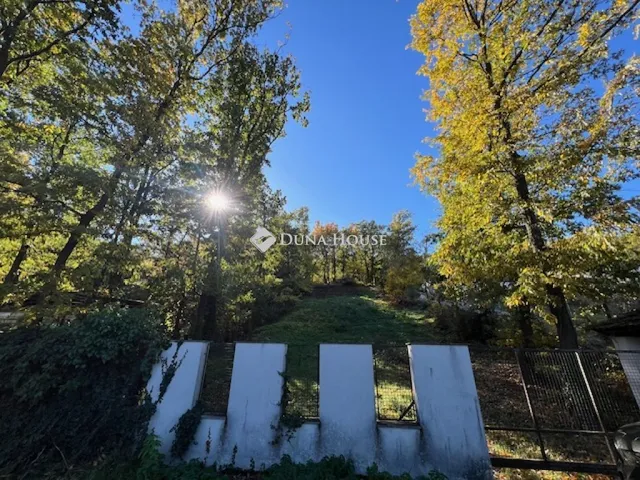 Eladó telek Érd 2265 nm