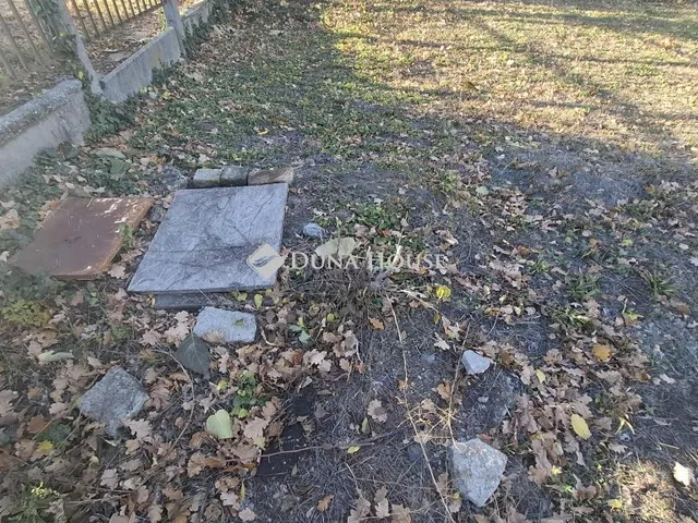 Eladó telek Tápiógyörgye 1295 nm