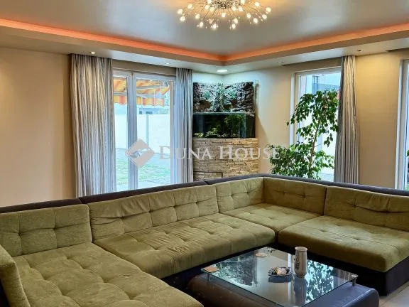 Eladó ház Budapest XVIII. kerület 182 nm