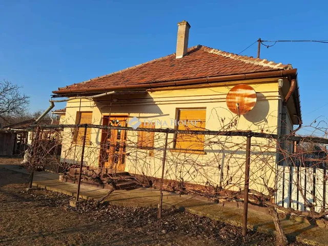 Eladó ház Újszilvás 66 nm