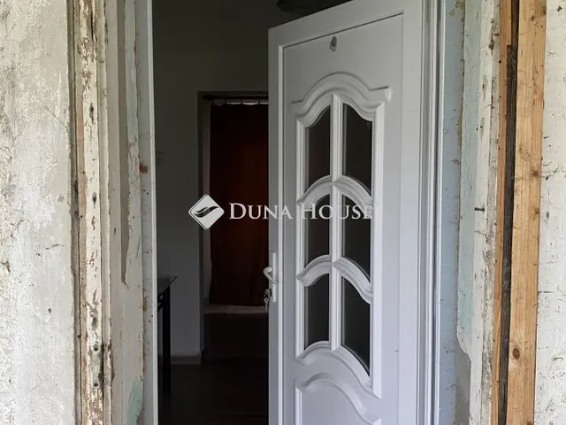 Eladó mezőgazdasági ingatlan Tass 127 nm