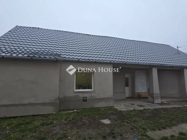 Eladó ház Nagykáta 71 nm