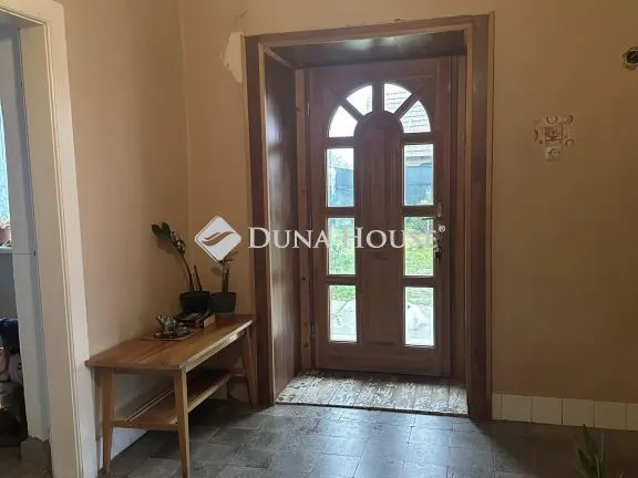 Eladó ház Tápióság 67 nm