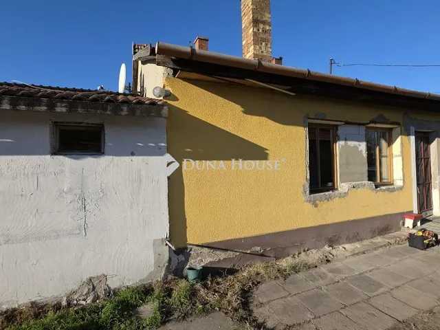 Eladó ház Cegléd 99 nm