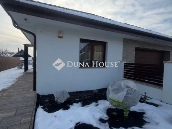 Eladó ház Ceglédbercel 140 nm