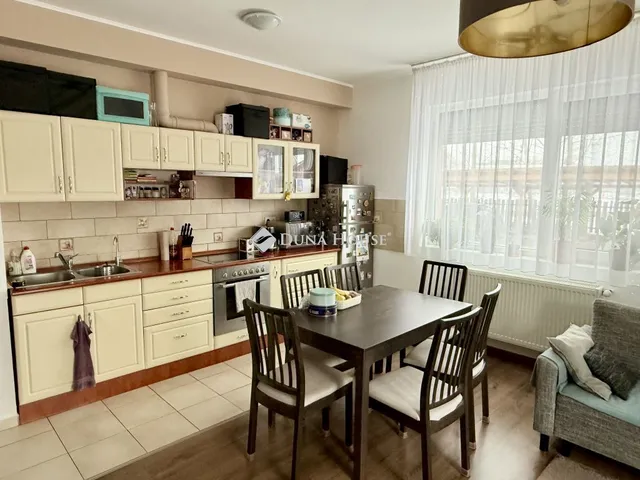 Eladó lakás Üllő, Dóra Sándor körút 66 nm