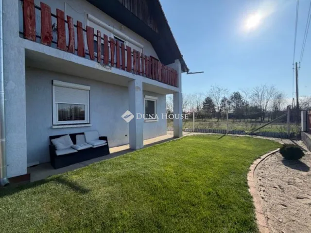 Eladó ház Csemő 125 nm