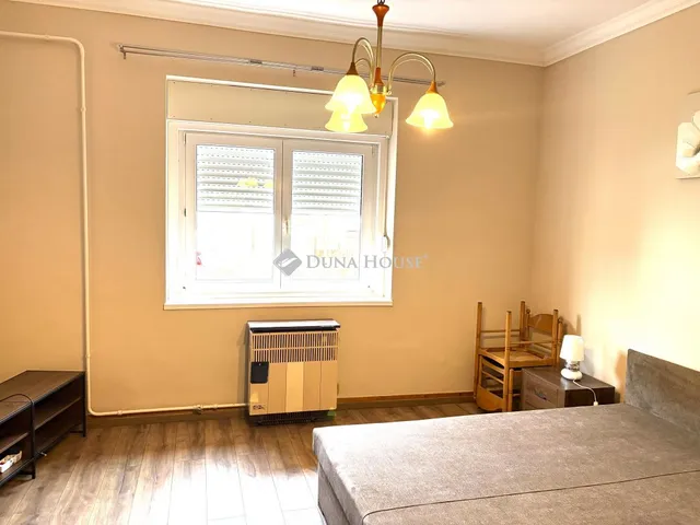 Kiadó ház Vecsés 50 nm