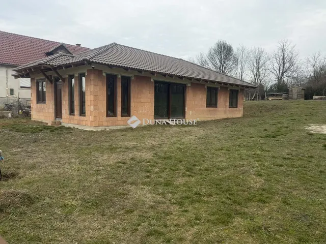 Eladó ház Ceglédbercel 102 nm