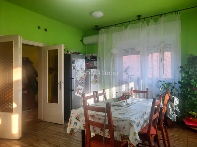 Eladó ház Újhartyán 168 nm