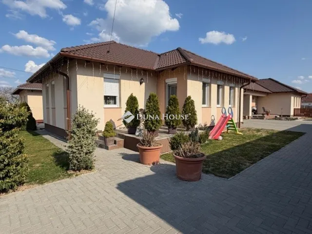 Eladó ház Csévharaszt 72 nm