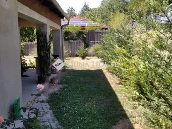 Eladó ház Mende 53 nm