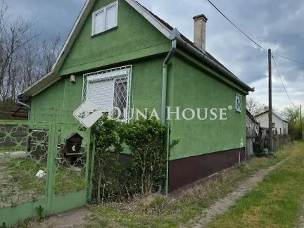 Eladó üdülő és hétvégi ház Tápiószentmárton 56 nm