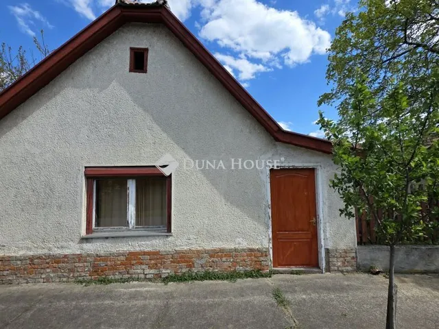 Eladó ház Jászberény 64 nm