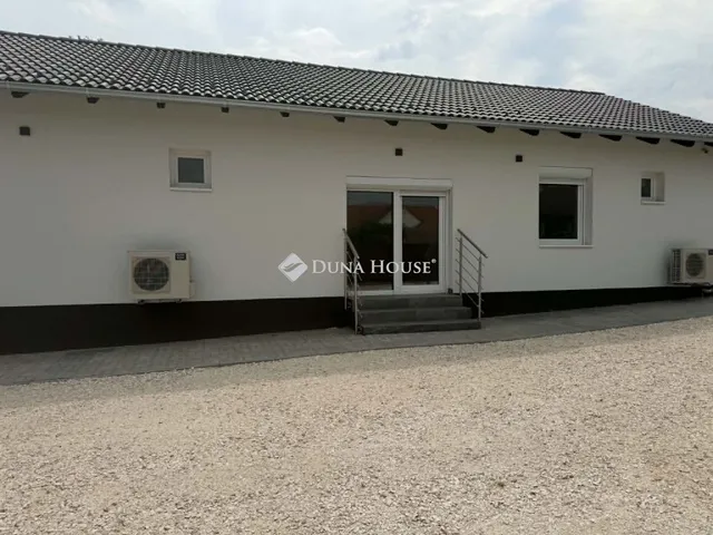Kiadó lakás Albertirsa 55 nm