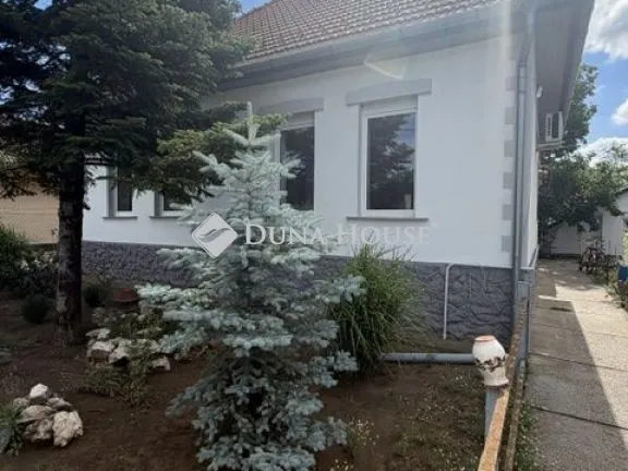 Eladó ház Üllő 100 nm