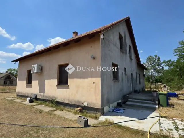Eladó ház Cegléd 125 nm