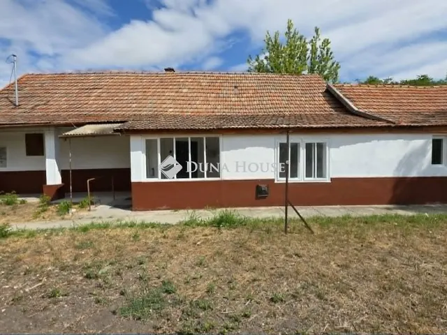 Eladó ház Jánoshida 76 nm