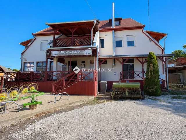 Eladó ház Egerszalók 461 nm