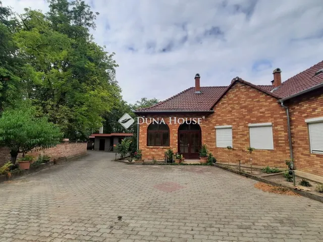 Eladó mezőgazdasági ingatlan Dabas 205 nm