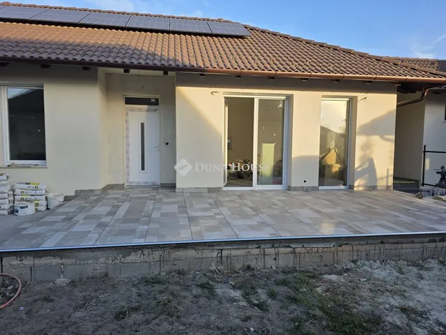 Eladó ház Dabas 90 nm