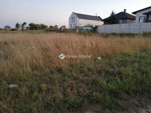 Eladó telek Lajosmizse 549 nm