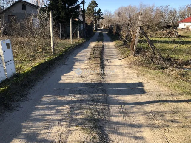 Eladó telek Kecskemét 2471 nm