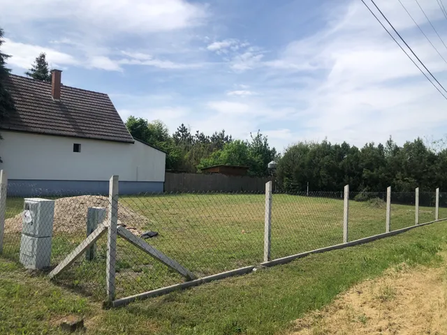 Eladó telek Tiszaalpár 558 nm