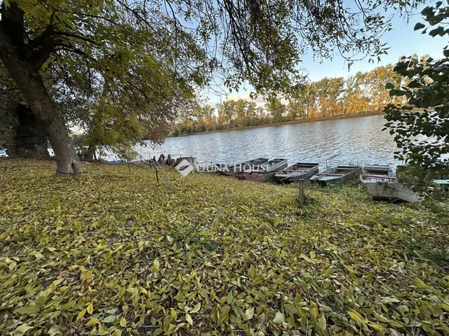 Eladó telek Tiszaalpár 558 nm